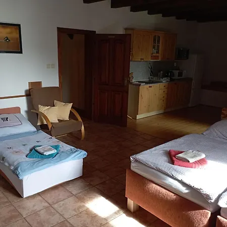 Guest house Na Hajence *