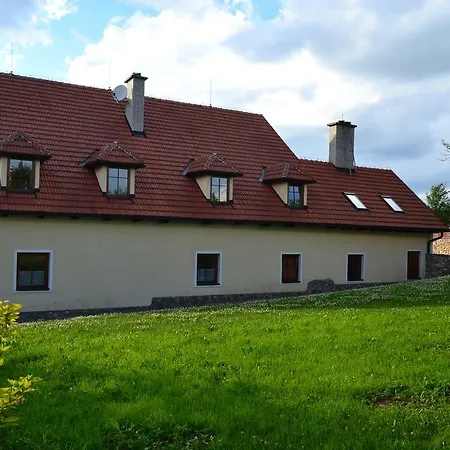 Na Hajence Guest house Bystrice nad Pernstejnem